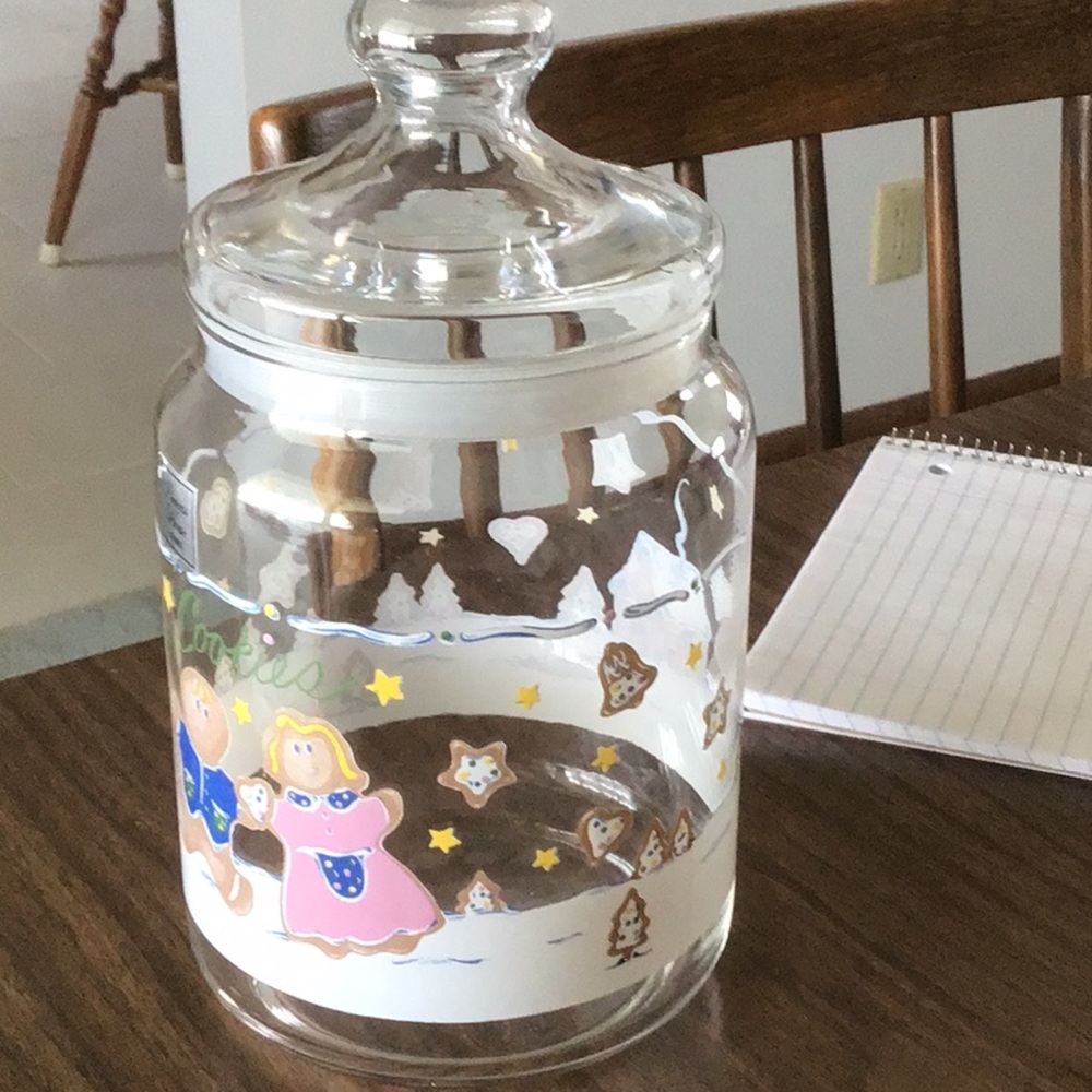 Princess House Cookie Jar with Hand-Painted Design - Picture 4 of 4